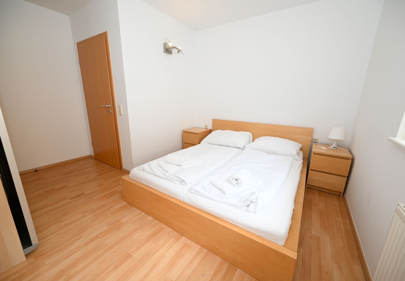 Apartment in Zell am See - Apartment ZELL CITY - next to ski lift and town