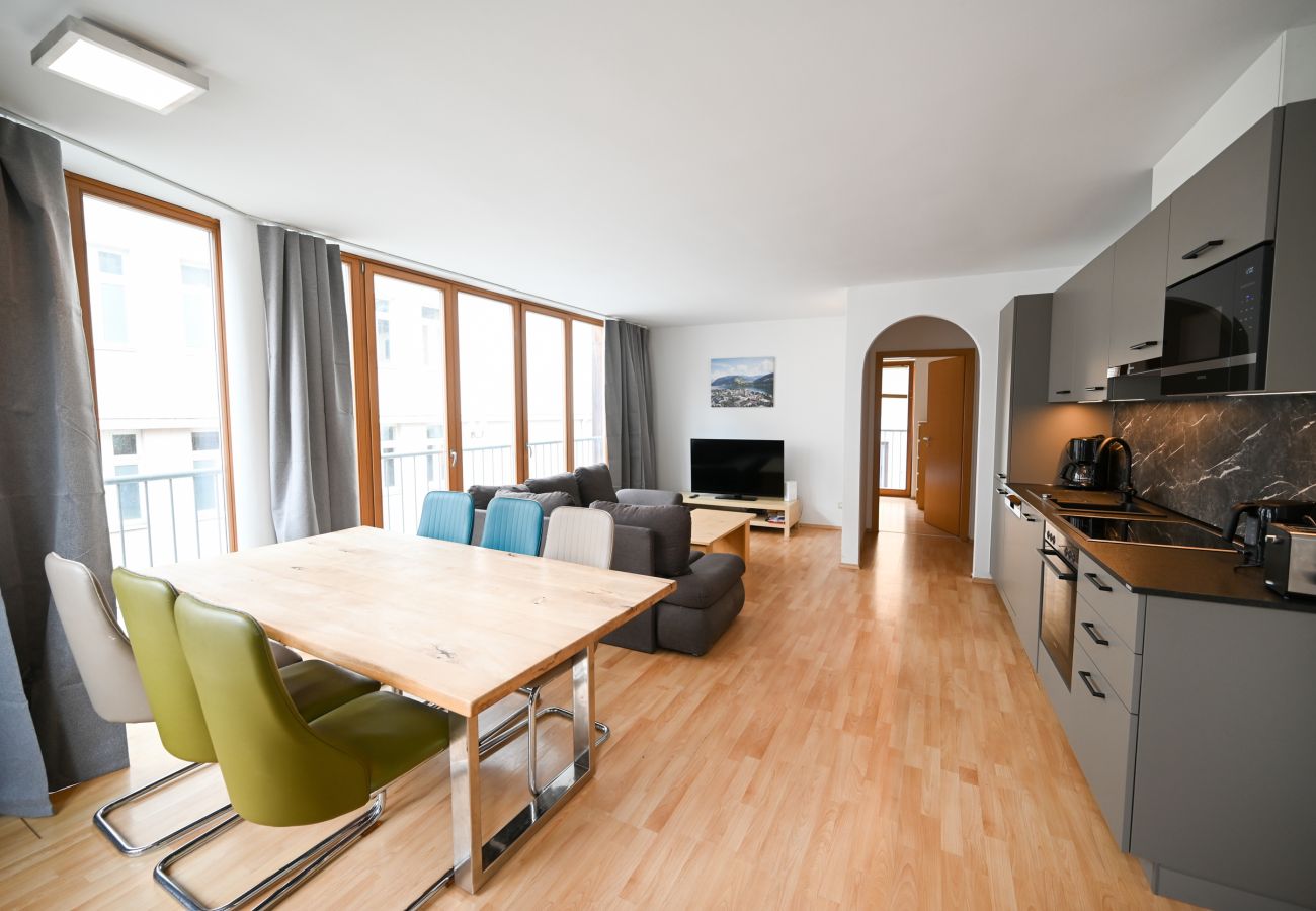 Apartment in Zell am See - Apartment ZELL CITY - next to ski lift and town