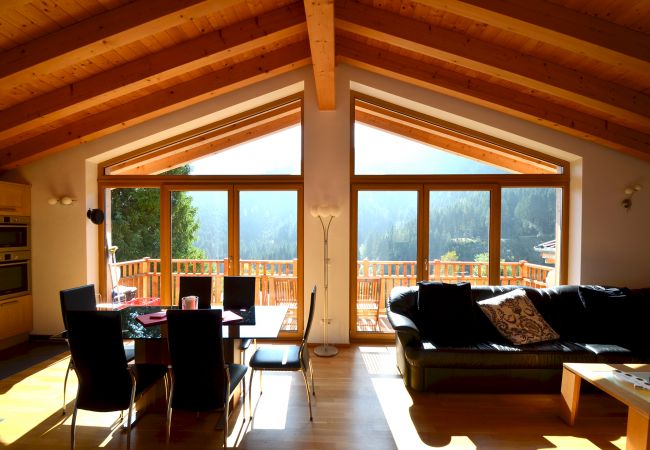 Apartment in Zell am See - Ski Chalet Jim / 300 m from ski lift Apartment in Zell am See - Ski Chalet Jim / 300 m from ski lift