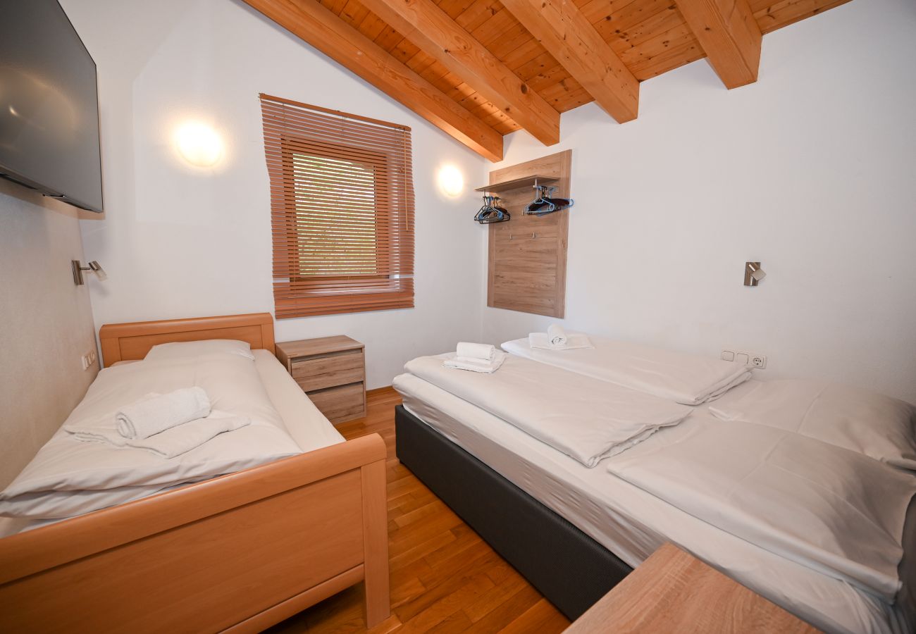 Apartment in Zell am See - Ski Chalet Jim / 300 m from ski lift