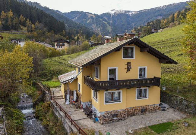  in Zell am See - BUDGET Chalet Alpine - Apartment B