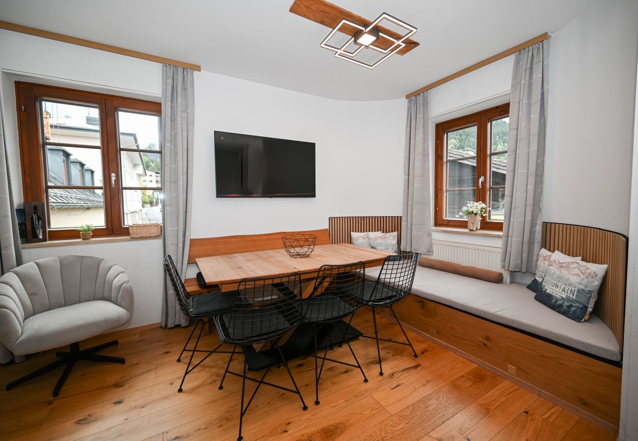 Apartment in Zell am See - Post Residence Apartments 8B, sauna,near ski lift
