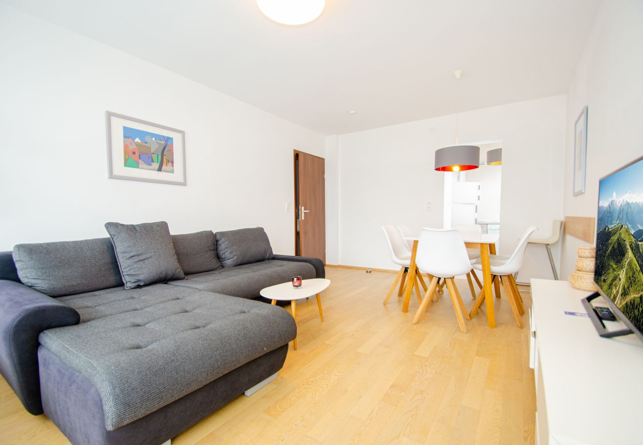 Apartment in Zell am See - Apartment CityXpress Ski in/Ski out with balcony