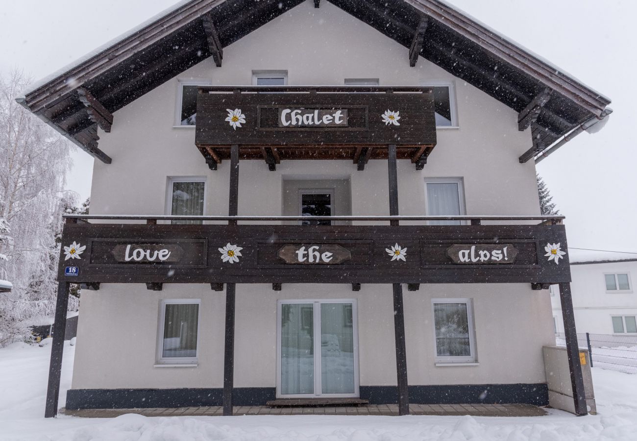 Apartment in Zell am See - Chalet Love the Alps 'top'