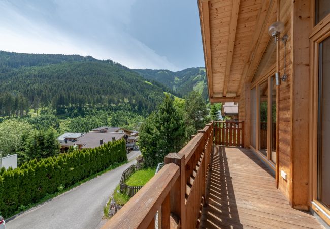 Apartment in Zell am See - Seventeen Schmittental near ski lift Apartment in Zell am See - Seventeen Schmittental near ski lift