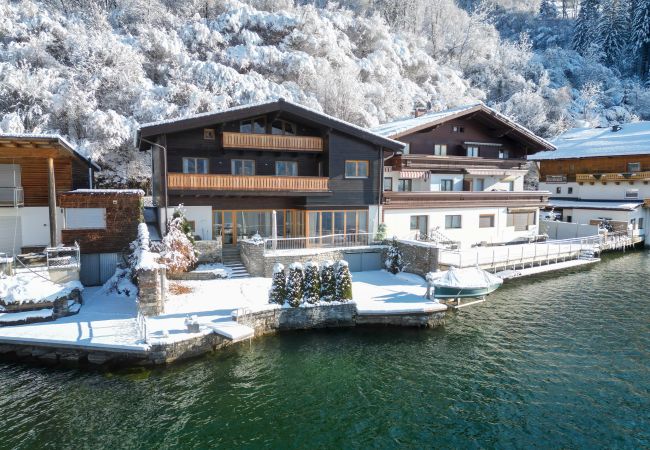 House in Zell am See - Finest Lakeside Villa Zell am See