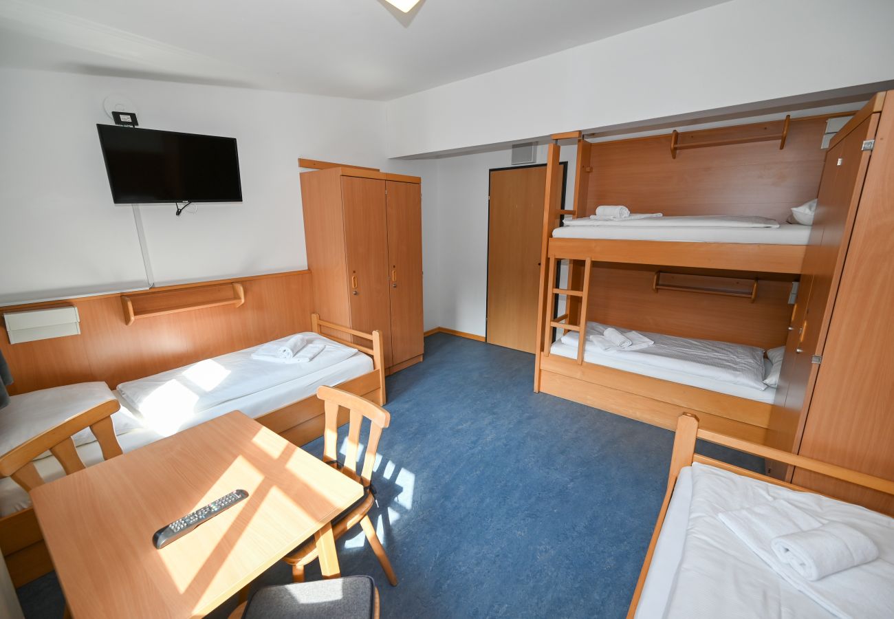 Studio in Zell am See - Schmitten 27 - Room 6 / 200m from ski lift