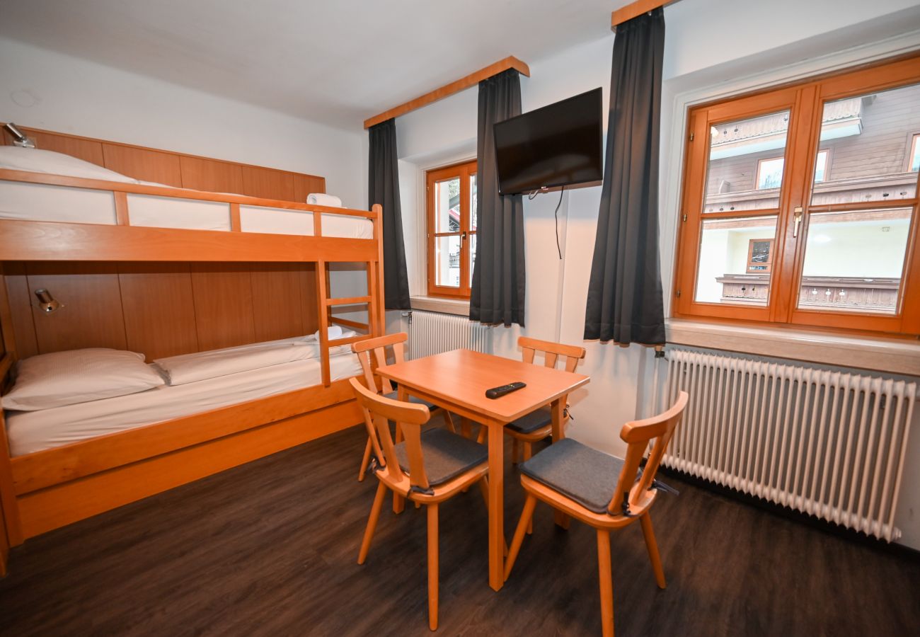 Studio in Zell am See - Schmitten 27 - Room 2 / 200m from ski lift