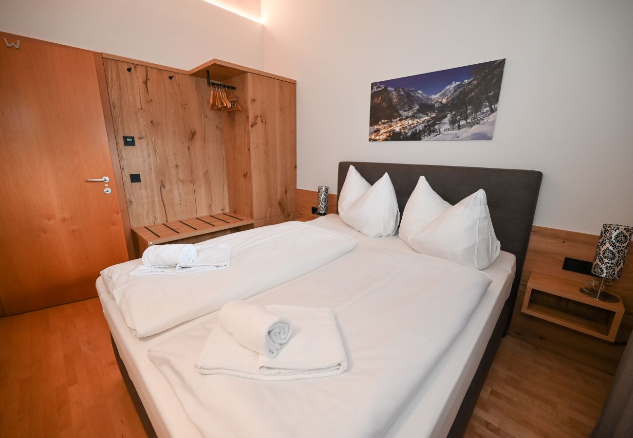 Apartment in Kaprun - Ski & Golf Suite 25: balcony, Maiskogel View