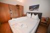 Apartment in Kaprun - Ski & Golf Suite 25: balcony, Maiskogel View