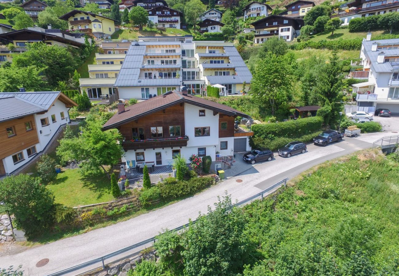Ferienwohnung in Zell am See - Apartment LAKE VIEW - near ski lift and town