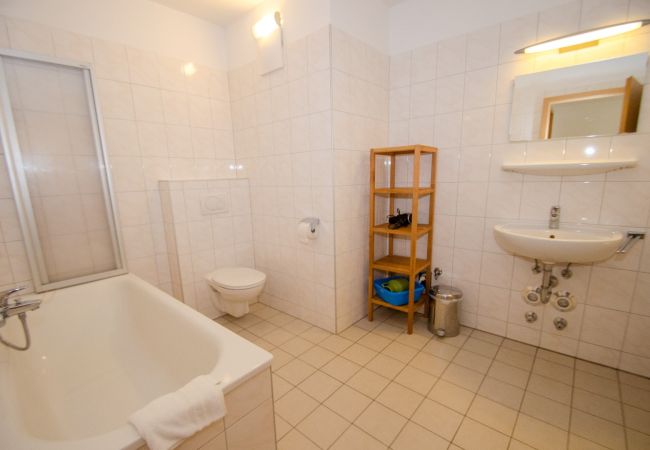 Ferienwohnung in Zell am See - Apartment ZELL CITY - next to ski lift and town Ferienwohnung in Zell am See - Apartment ZELL CITY - next to ski lift and town