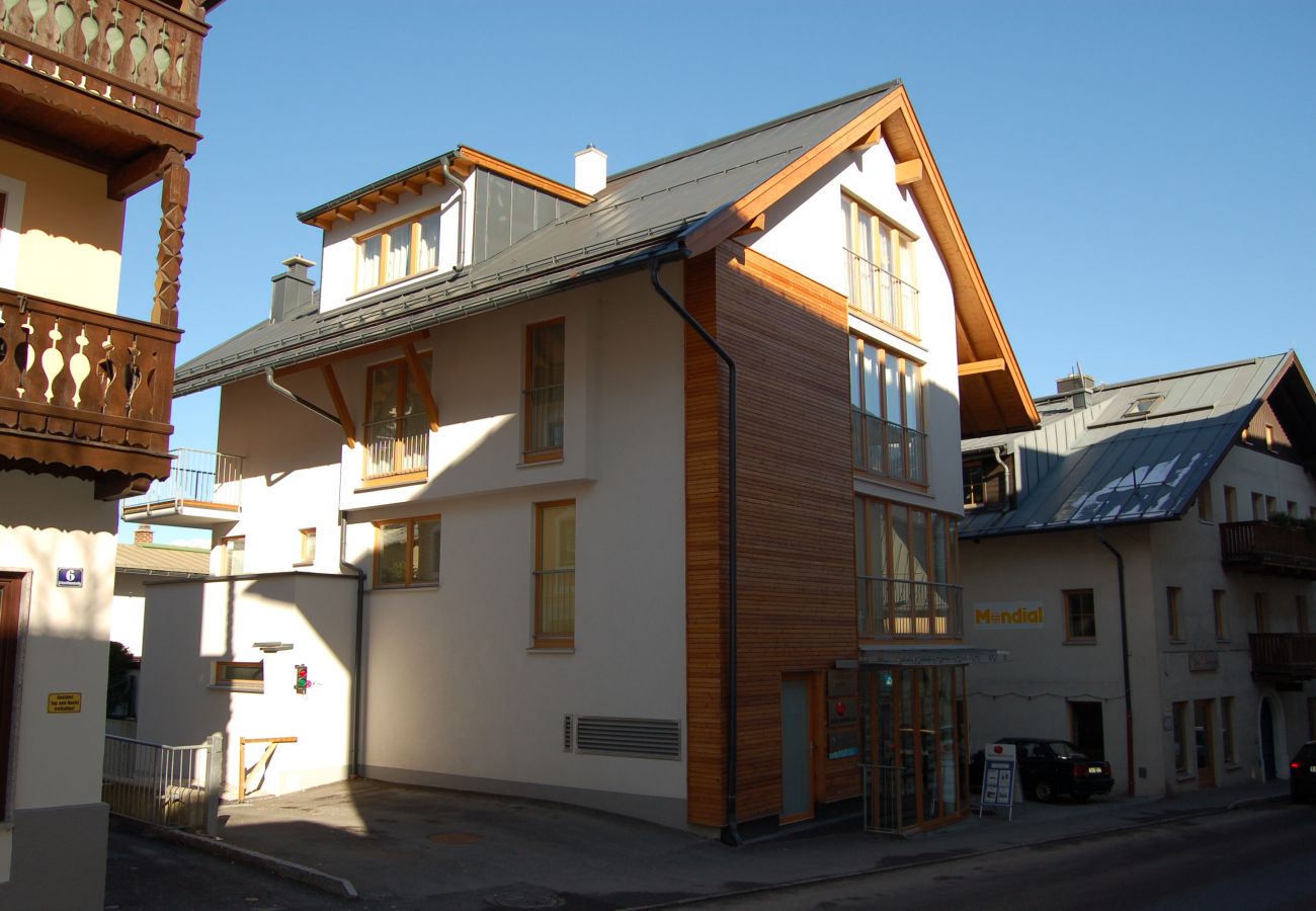 Ferienwohnung in Zell am See - Apartment ZELL CITY - next to ski lift and town