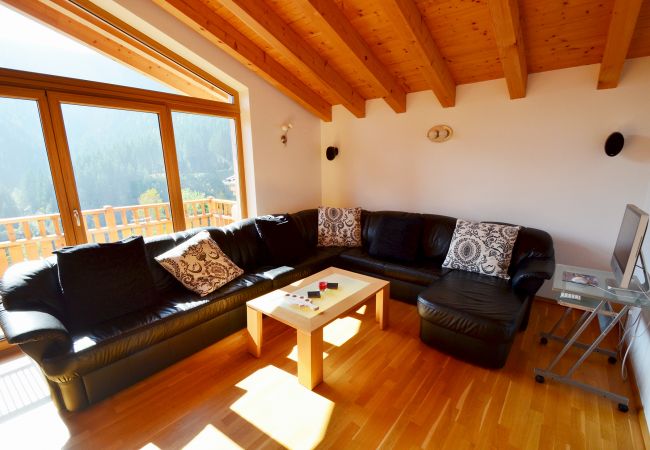 Ferienwohnung in Zell am See - Ski Chalet Jim / 300 m from ski lift Ferienwohnung in Zell am See - Ski Chalet Jim / 300 m from ski lift