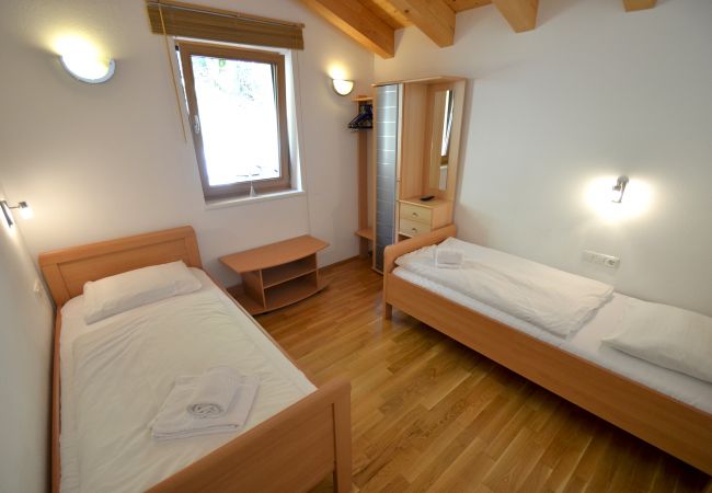Ferienwohnung in Zell am See - Ski Chalet Jim / 300 m from ski lift Ferienwohnung in Zell am See - Ski Chalet Jim / 300 m from ski lift