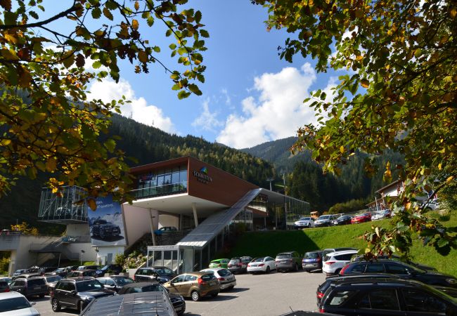 Ferienwohnung in Zell am See - Ski Chalet Jim / 300 m from ski lift Ferienwohnung in Zell am See - Ski Chalet Jim / 300 m from ski lift