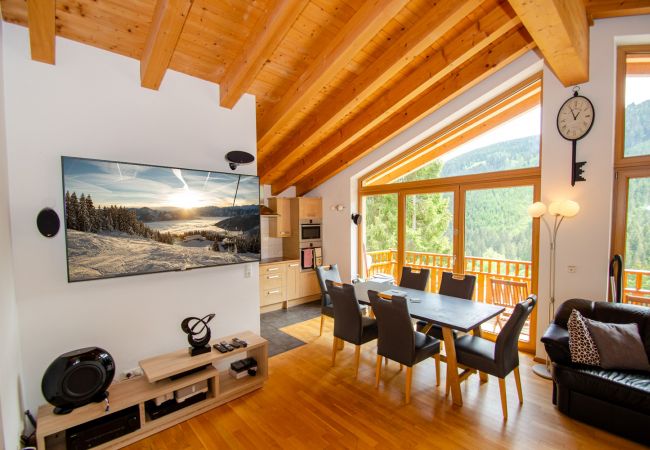 Ferienwohnung in Zell am See - Ski Chalet Jim / 300 m from ski lift Ferienwohnung in Zell am See - Ski Chalet Jim / 300 m from ski lift