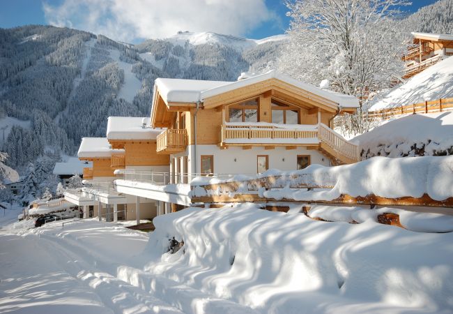 Ferienwohnung in Zell am See - Ski Chalet Jim / 300 m from ski lift