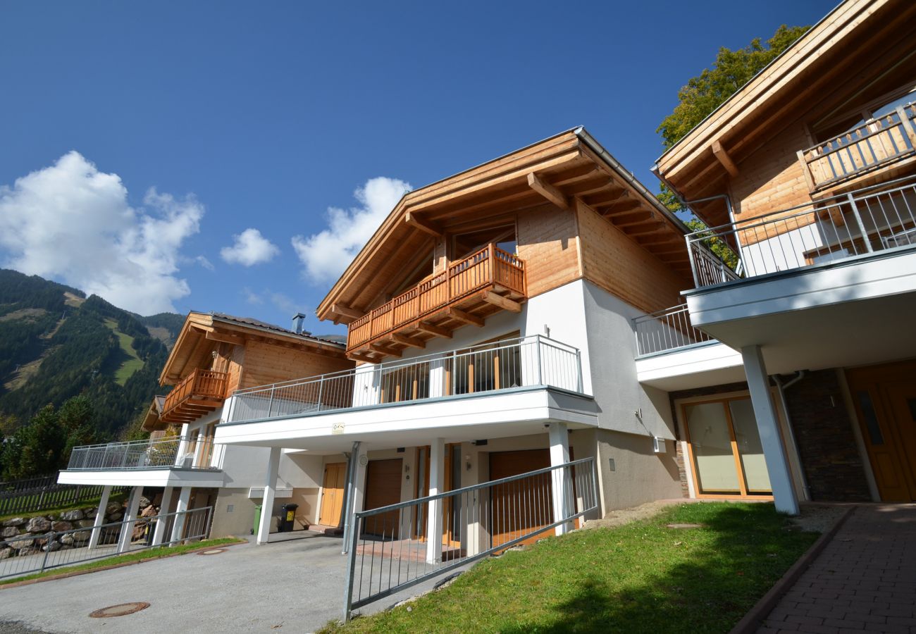 Ferienwohnung in Zell am See - Ski Chalet Jim / 300 m from ski lift