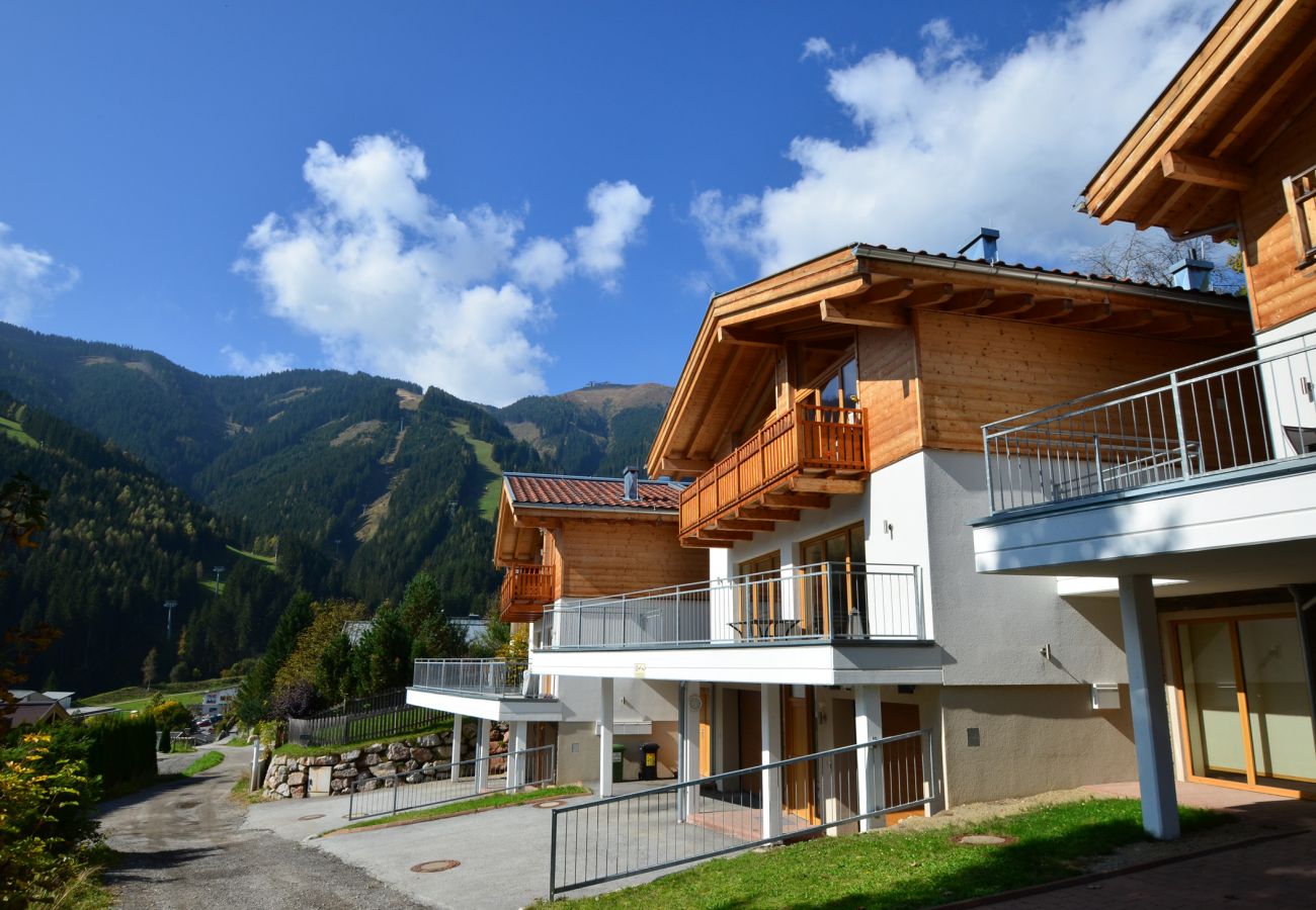 Ferienwohnung in Zell am See - Ski Chalet Jim / 300 m from ski lift