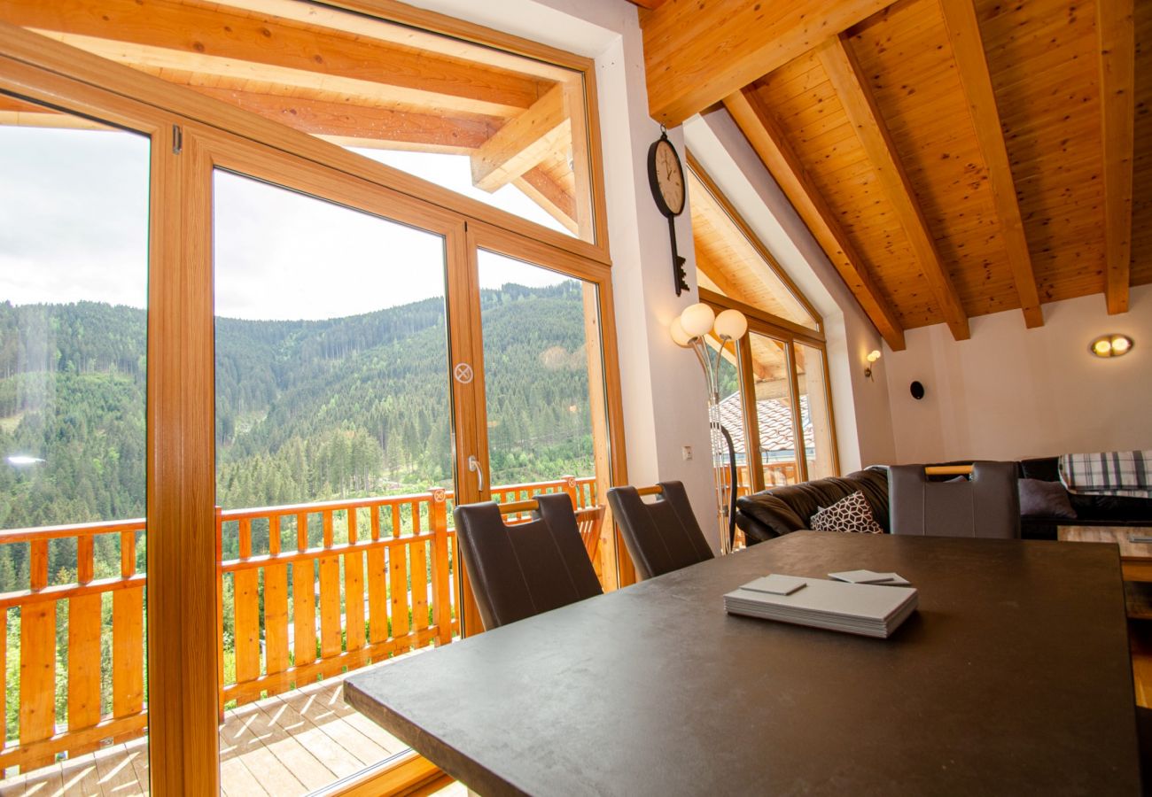 Ferienwohnung in Zell am See - Ski Chalet Jim / 300 m from ski lift