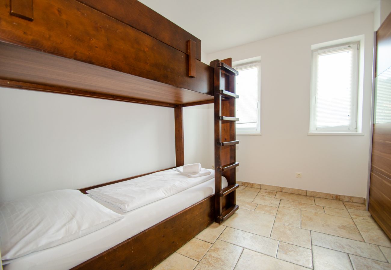 Ferienwohnung in Zell am See - Penthouse A Zell am See with lake view