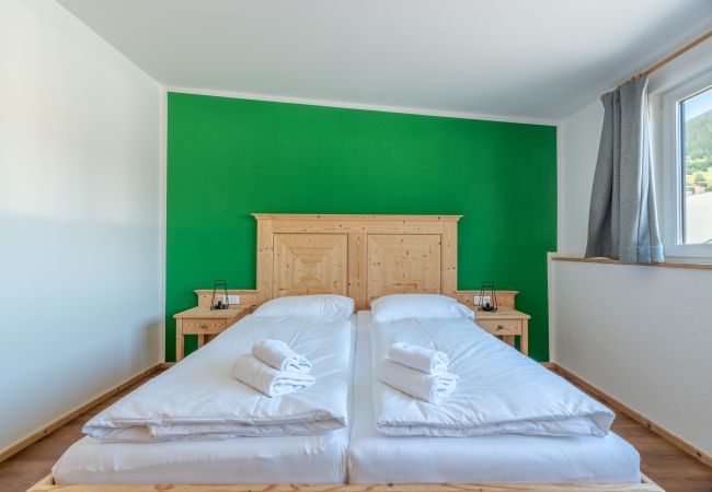 Ferienwohnung in Zell am See - Apartment ANBLICK - lake and mountain view Ferienwohnung in Zell am See - Apartment ANBLICK - lake and mountain view