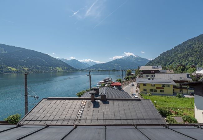 Ferienwohnung in Zell am See - Apartment ANBLICK - lake and mountain view Ferienwohnung in Zell am See - Apartment ANBLICK - lake and mountain view