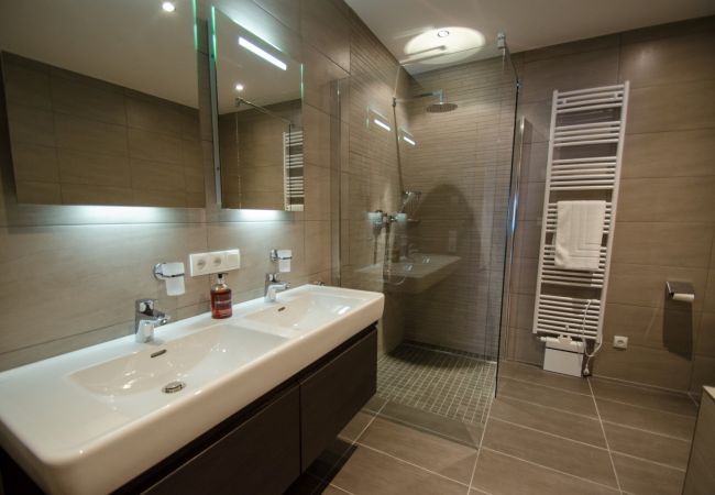 Ferienwohnung in Zell am See - Superb Alpine Lodges Zell am See 6-8pax Ferienwohnung in Zell am See - Superb Alpine Lodges Zell am See 6-8pax