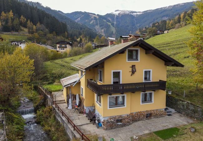 Ferienwohnung in Zell am See - BUDGET Chalet Alpine - Apartment A