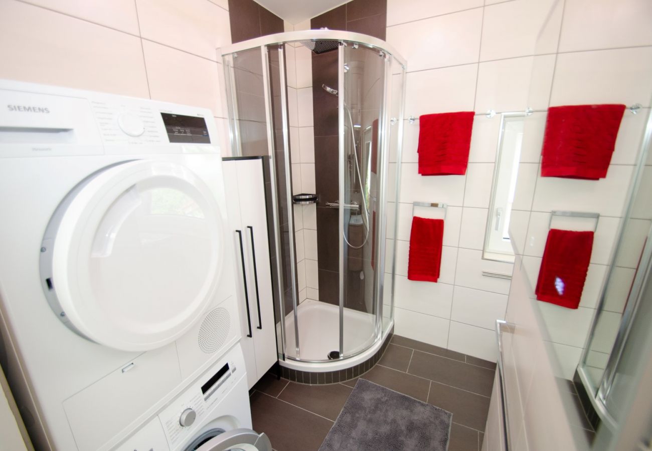 Ferienwohnung in Zell am See - Penthouse Zell City centre - near ski lift & lake