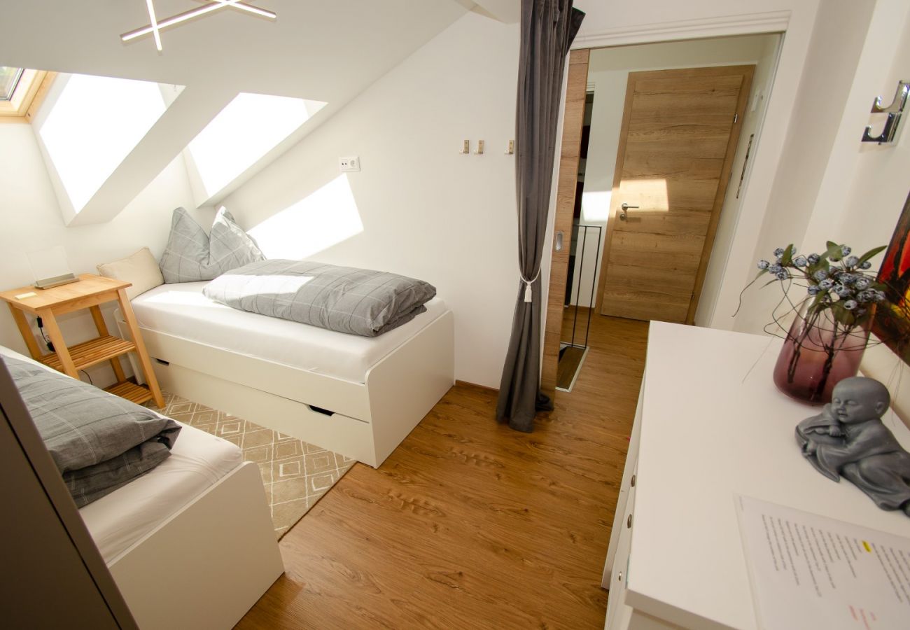 Ferienwohnung in Zell am See - Penthouse Zell City centre - near ski lift & lake