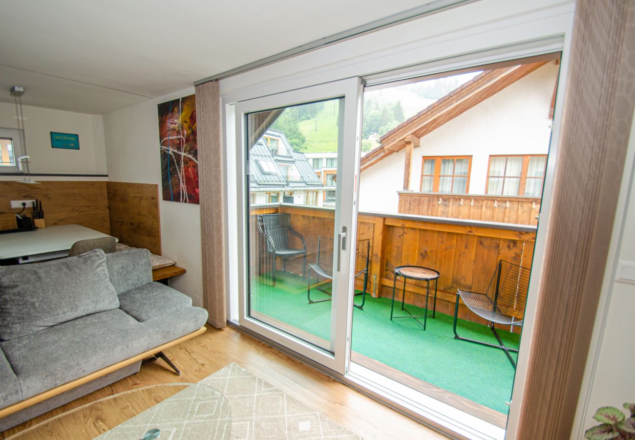 Ferienwohnung in Zell am See - Penthouse Zell City centre - near ski lift & lake