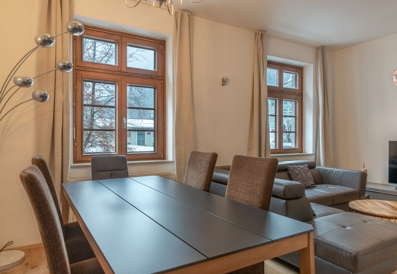 Ferienwohnung in Zell am See - Post Residence Apartments 2B, near ski lift, sauna