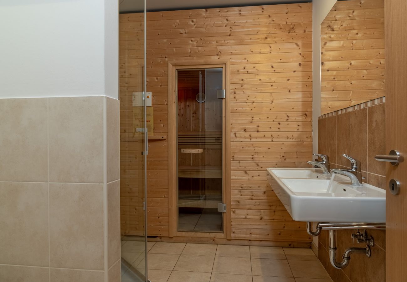 Ferienwohnung in Zell am See - Post Residence Apartments 2B, near ski lift, sauna