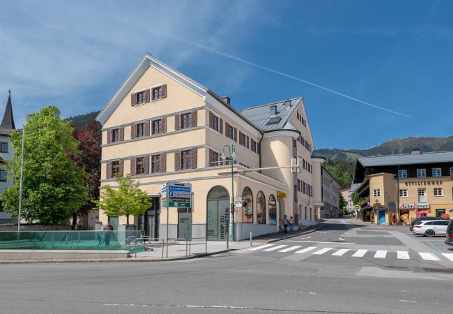  in Zell am See - Post Residence Apartments 4B, town, near ski lift