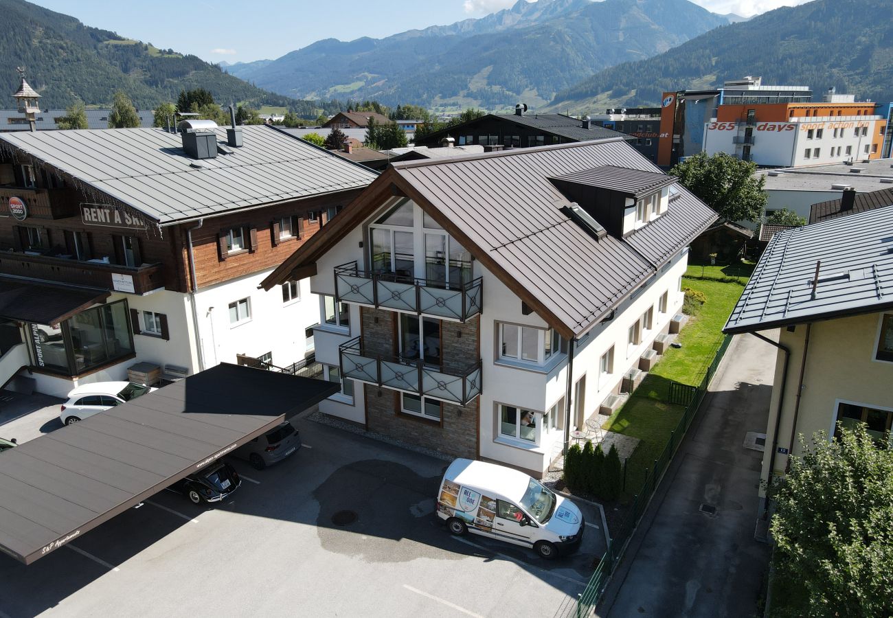 Ferienwohnung in Zell am See - Fourteen 2.1 Zell am See (S&P)