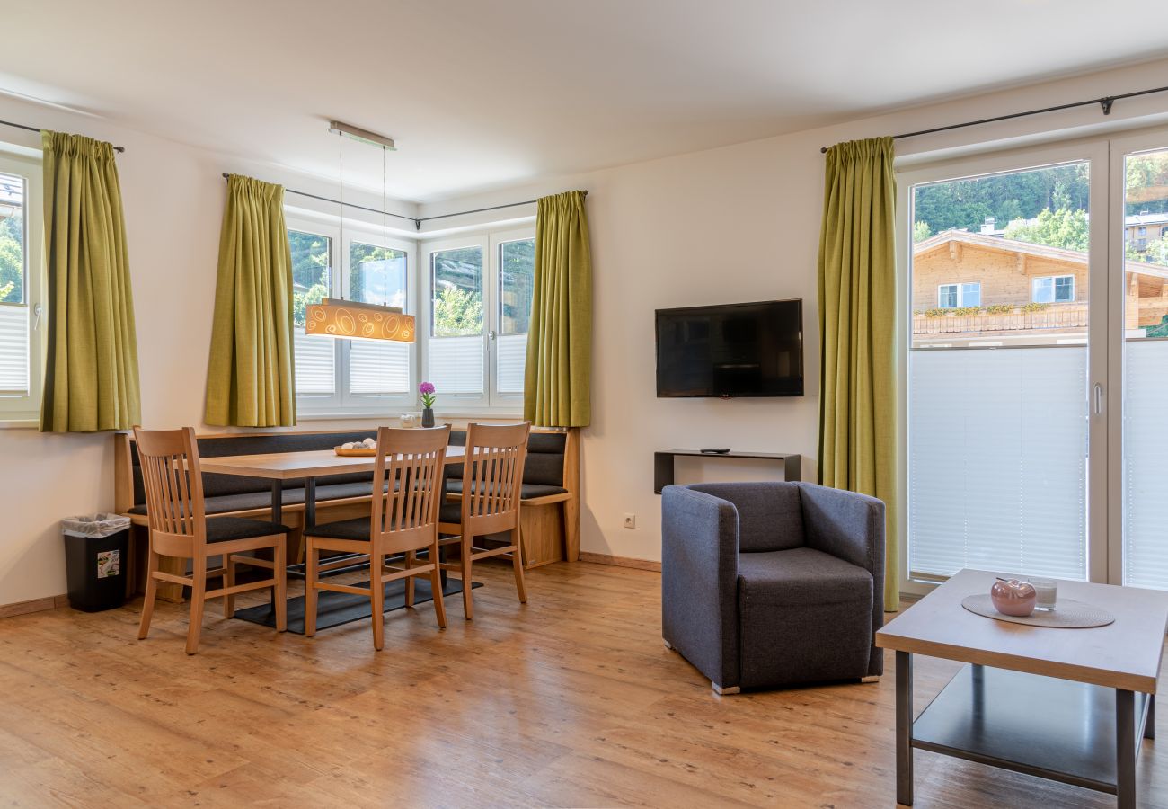 Ferienwohnung in Zell am See - Fourteen 2.2 Zell am See (S&P)