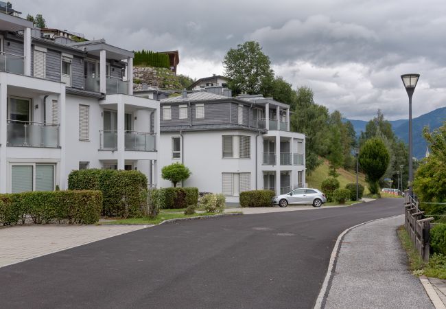 Ferienwohnung in Kaprun - Apartment Glacier View 12.1. with balcony Ferienwohnung in Kaprun - Apartment Glacier View 12.1. with balcony