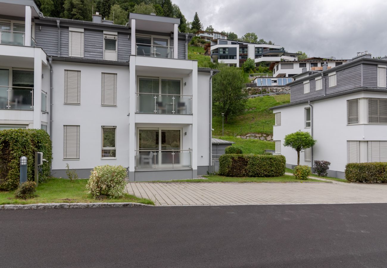 Ferienwohnung in Kaprun - Apartment Glacier View 12.1. with balcony