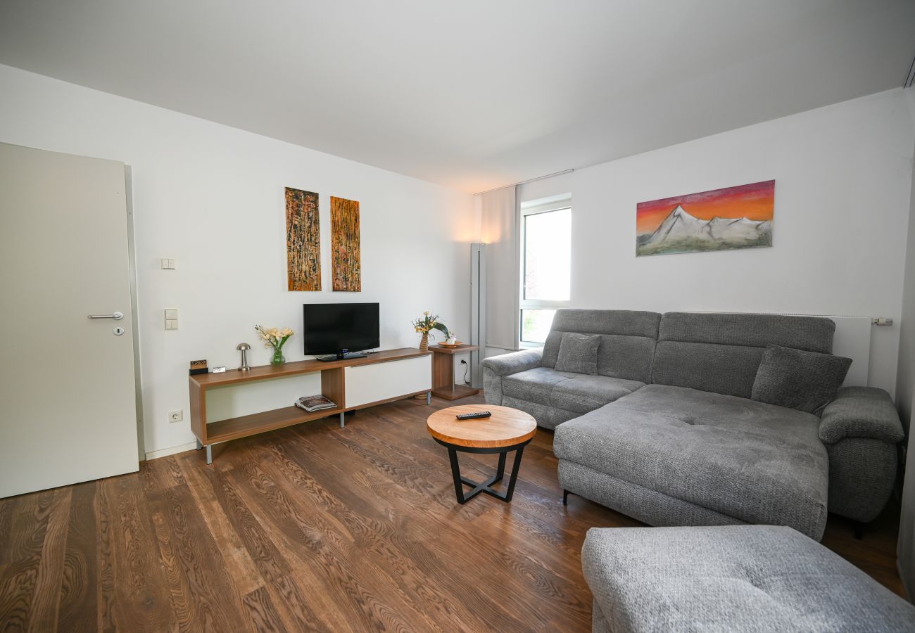 Ferienwohnung in Kaprun - Apartment Glacier View 12.1. with balcony