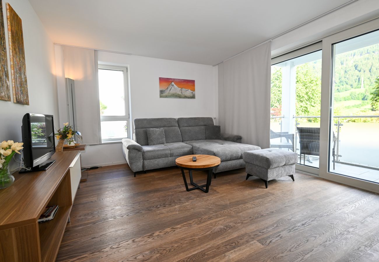 Ferienwohnung in Kaprun - Apartment Glacier View 12.1. with balcony
