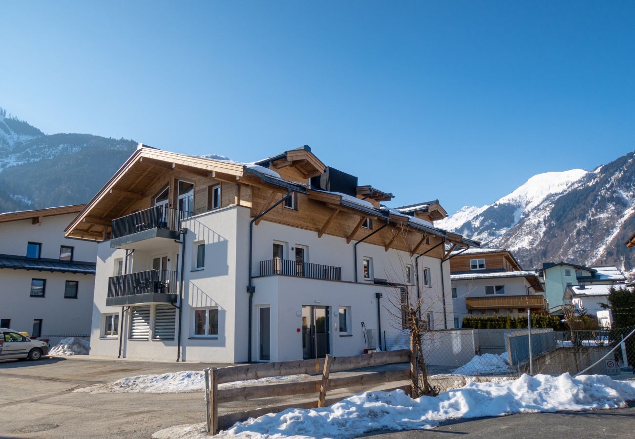 Ferienwohnung in Kaprun - Falken Suites ONE with garden