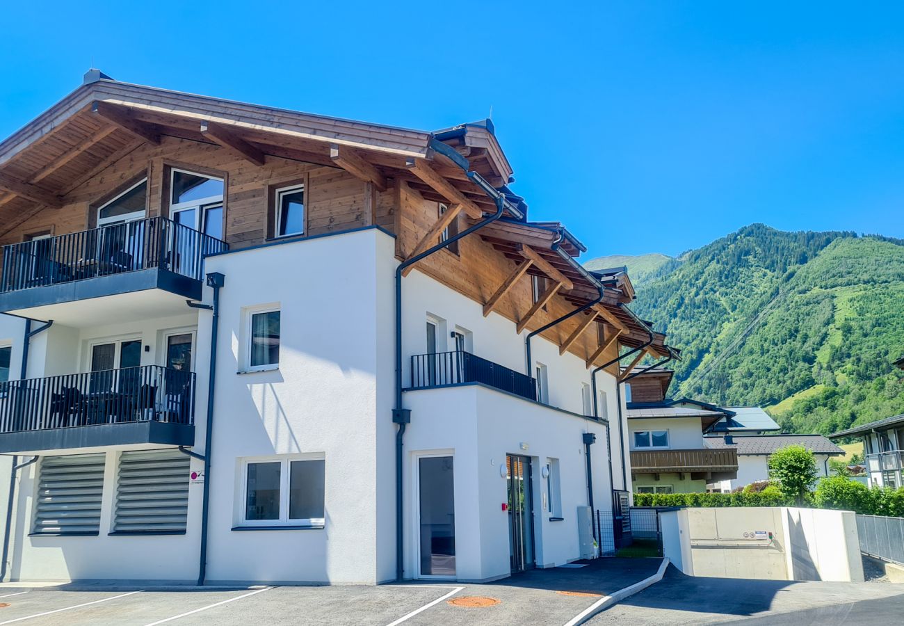 Ferienwohnung in Kaprun - Falken Suites ONE with garden