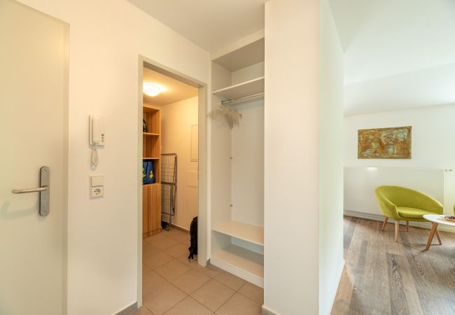 Ferienwohnung in Kaprun - Apartment Glacier View 14.6. with balcony Ferienwohnung in Kaprun - Apartment Glacier View 14.6. with balcony