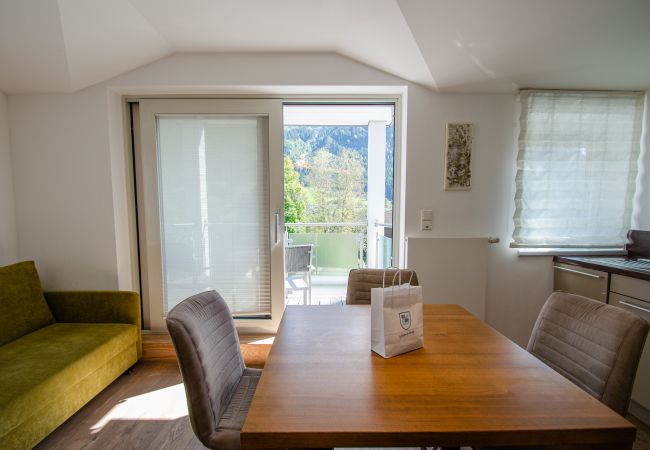 Ferienwohnung in Kaprun - Apartment Glacier View 12.6. with balcony Ferienwohnung in Kaprun - Apartment Glacier View 12.6. with balcony