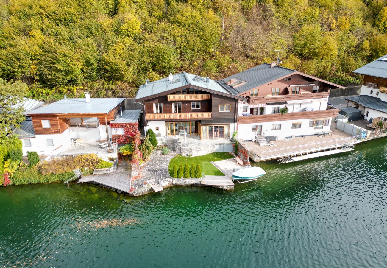 Ferienhaus in Zell am See - Finest Lakeside Villa Zell am See
