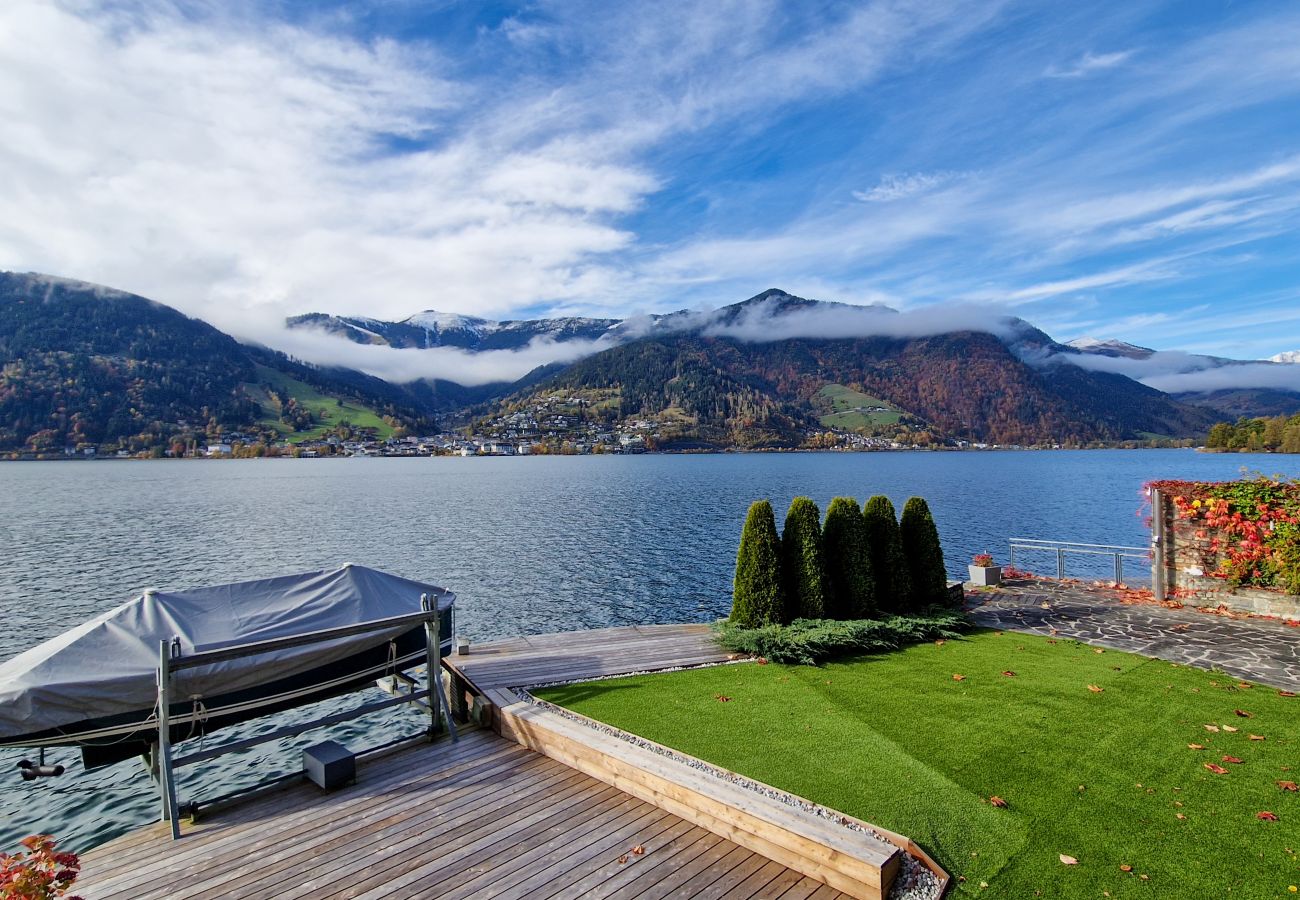 Ferienhaus in Zell am See - Finest Lakeside Villa Zell am See