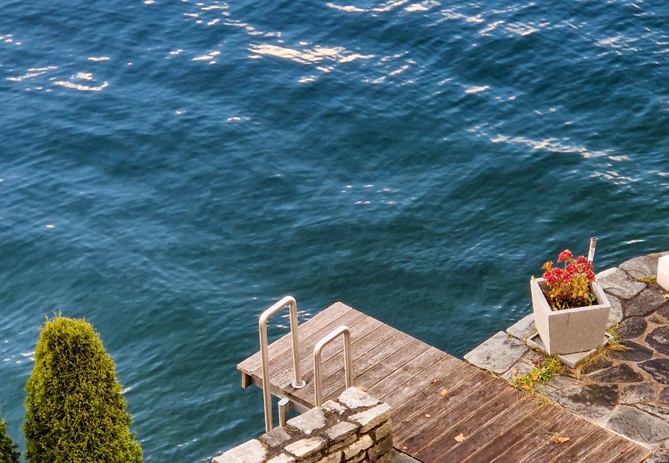 Ferienhaus in Zell am See - Finest Lakeside Villa Zell am See