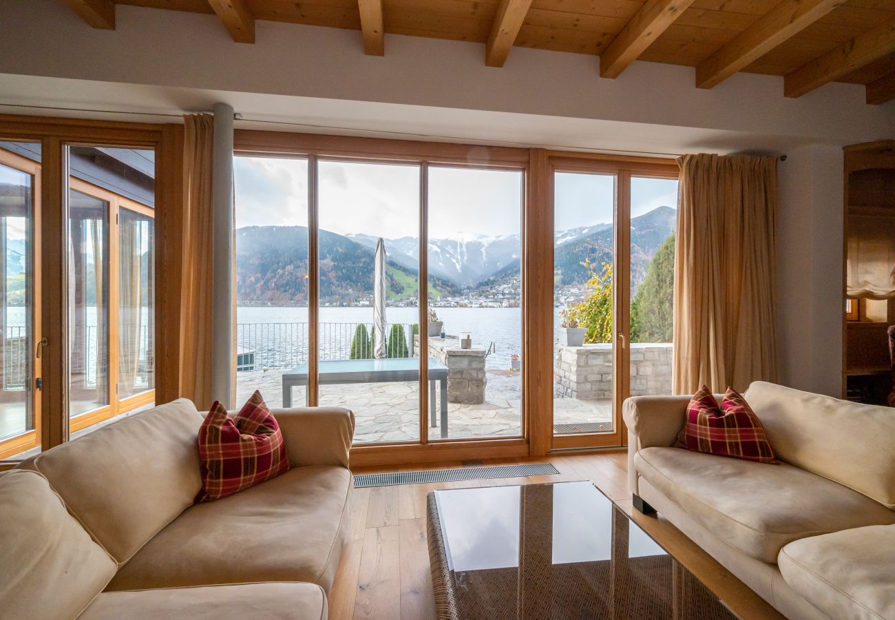 Ferienhaus in Zell am See - Finest Lakeside Villa Zell am See